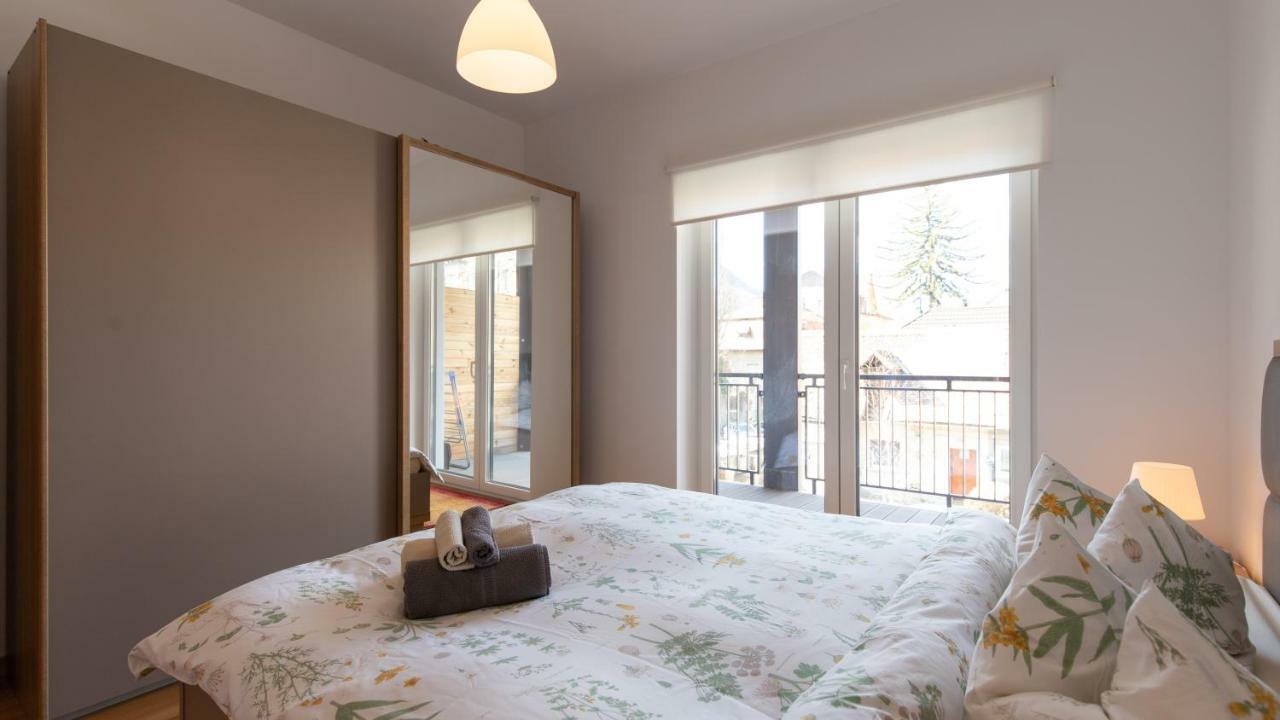 Central Comfort Suites Μπρασόβ Εξωτερικό φωτογραφία