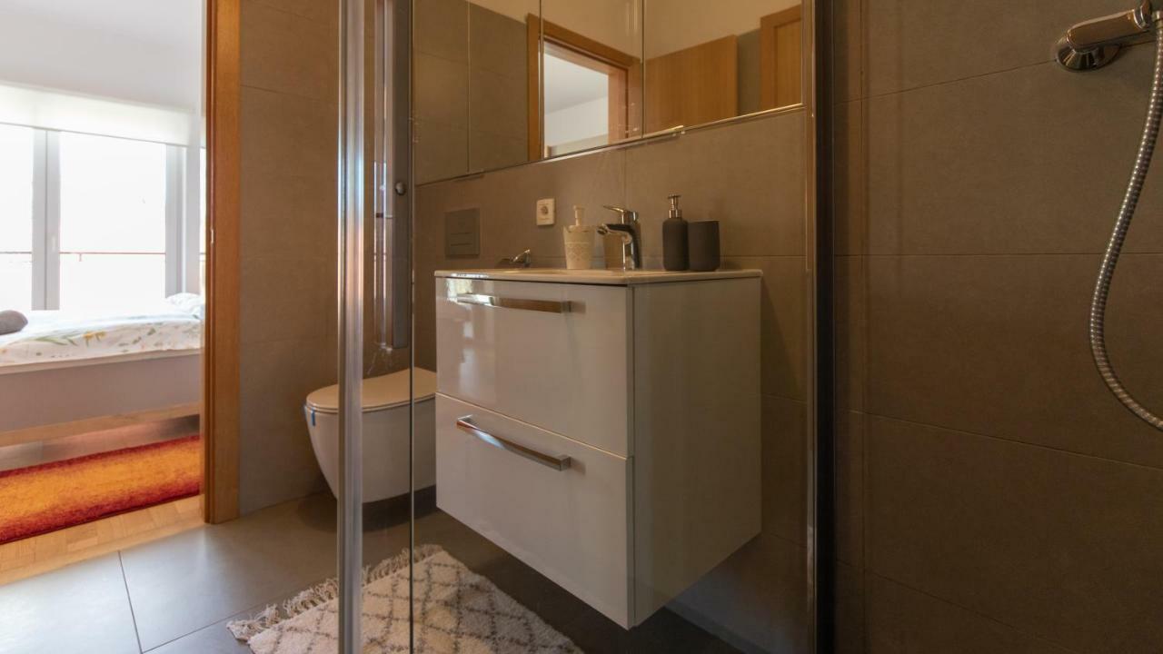 Central Comfort Suites Μπρασόβ Εξωτερικό φωτογραφία