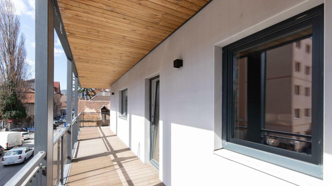 Central Comfort Suites Μπρασόβ Εξωτερικό φωτογραφία